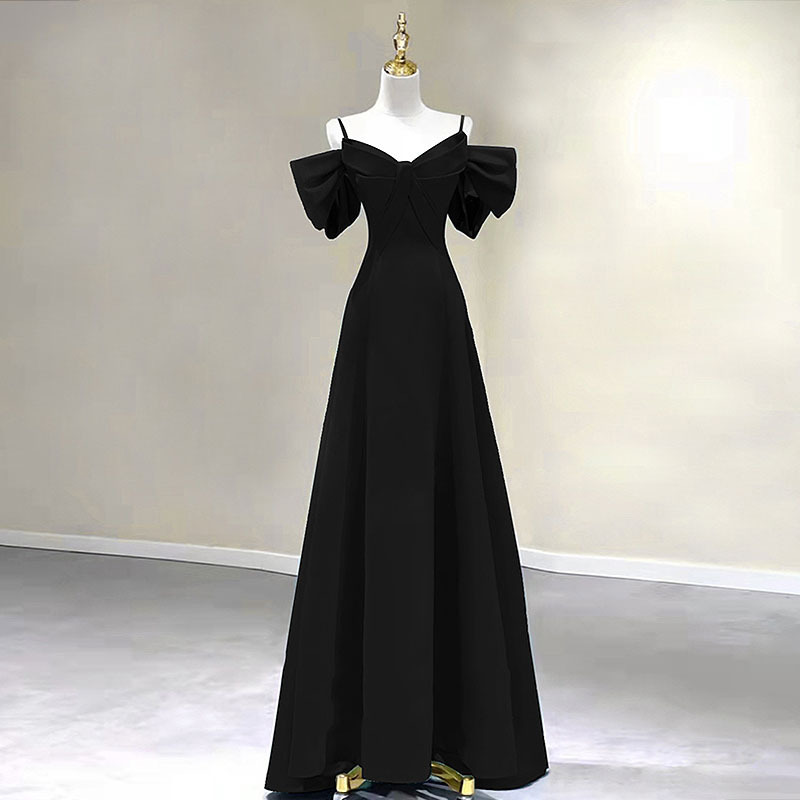 Black Evening Dress for Women 2026 New Winter Socialite Music Graduation Art Exam Spaghetti Strap Dress European and American Banquet Dress Black Evening Dress for Women 2026 New Winter Socialite Music Graduation Art Exam Spaghetti Strap Dress European and American Banquet Dress