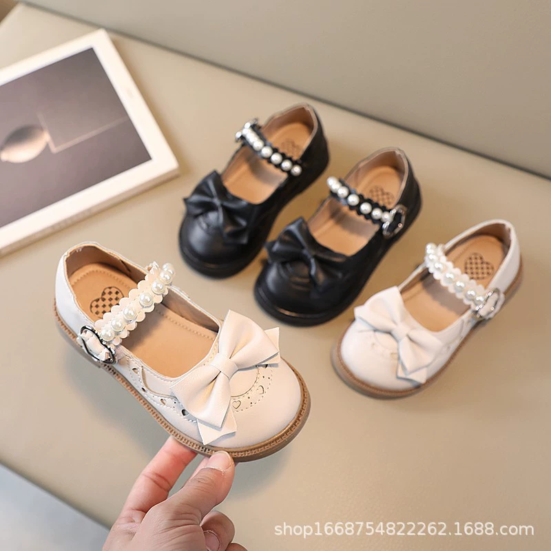 2023 Весна и осень Новая Корейская версия Детская кожаная обувь Обувь принцессы для девочек Черно-белая детская обувь Студенческая детская обувь Модная