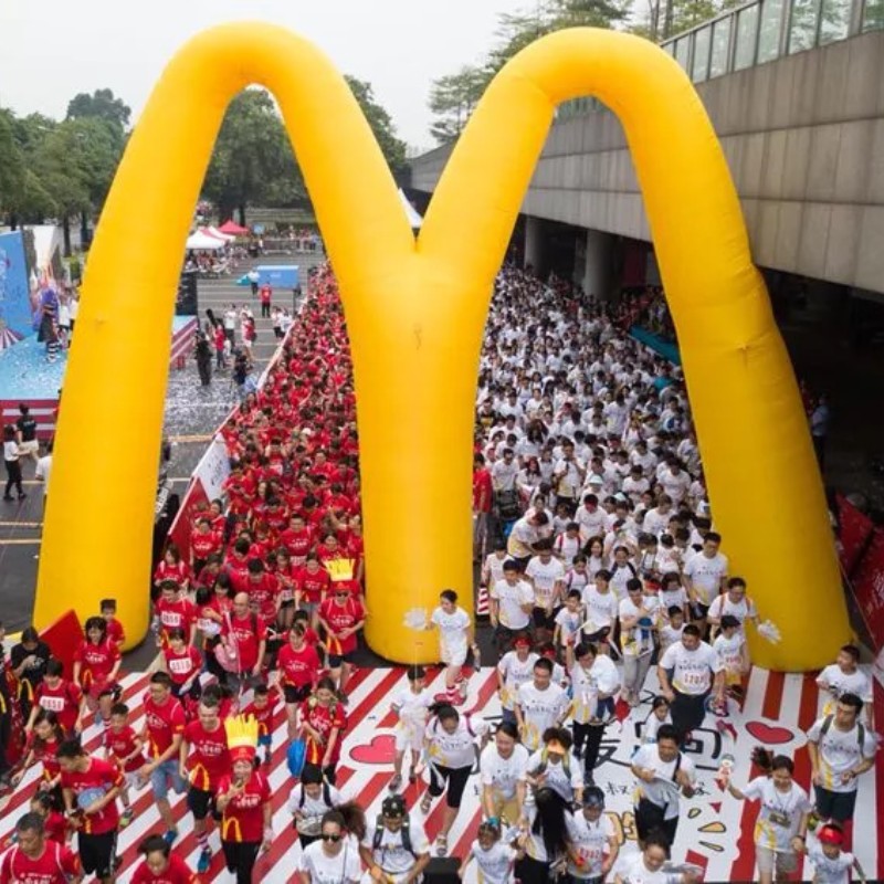 充气M字母标志造型拱门气模 黄色英文M充气开业拱门气模