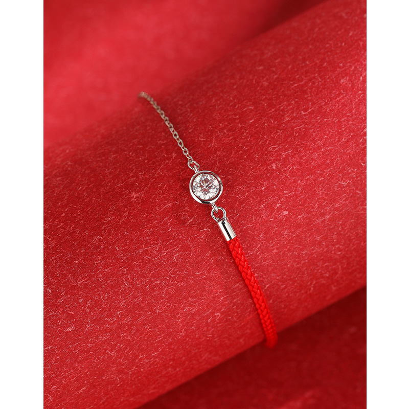 925 plata esterlina moissanite pulsera de un solo diamante año de nacimiento femenino pequeña cuerda roja Luz de lujo nicho exquisita pareja pulsera regalo