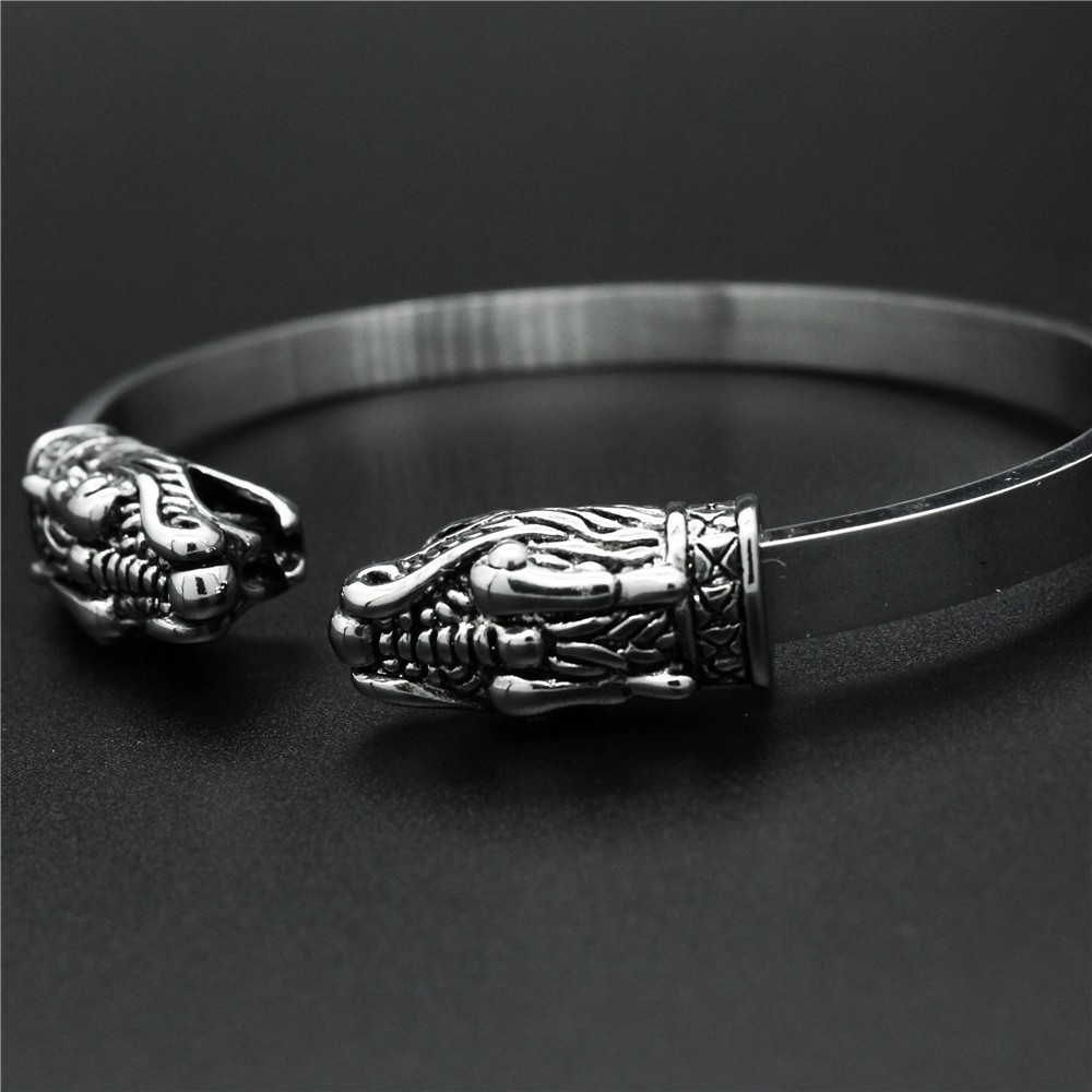Stainless Animal Head Bracelet, Versatile Couple, Titanium Steel Hand Set_voghion.com
