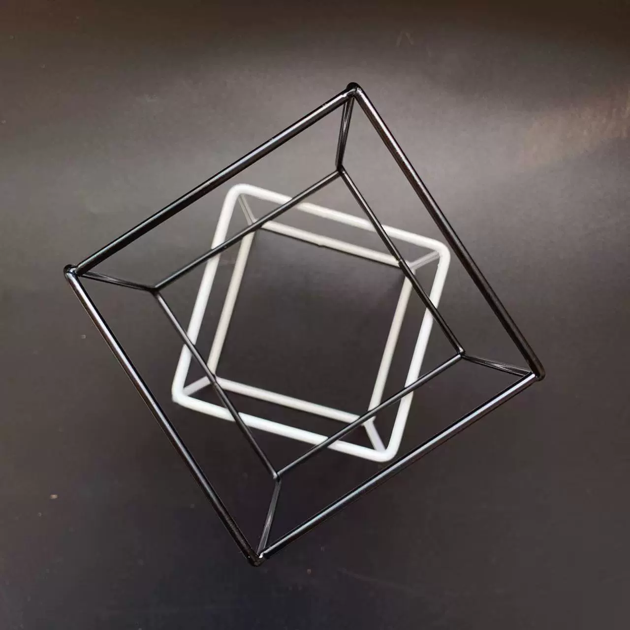 Прямые поставки от производителя, отправка с базового склада, искусственная орхидея с квадратным железным основанием для декора дома, растения в комплект не входят.