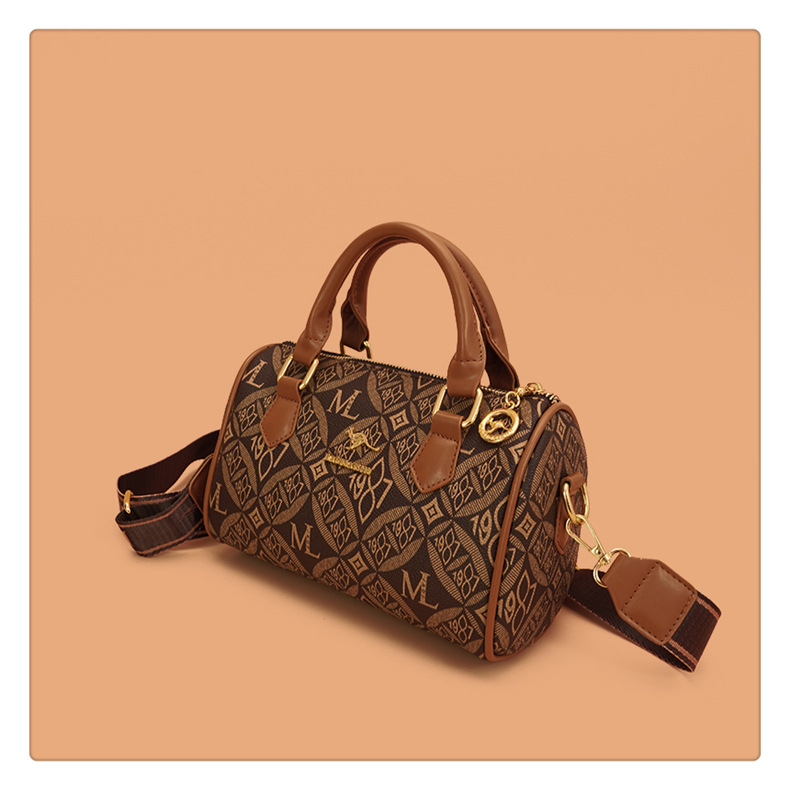 This year's popular cross-border handbag for women is the 2024 new printed letter texture light luxury Boston handbag and single-shoulder bag undefined