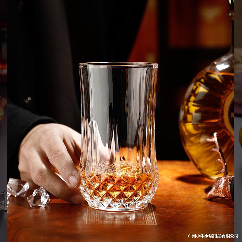 Taza de whisky con grapas de diamante, una o dos tazas de cerveza de alto valor de vidrio, tazas de cerveza europeas y estadounidenses, venta directa de fábrica