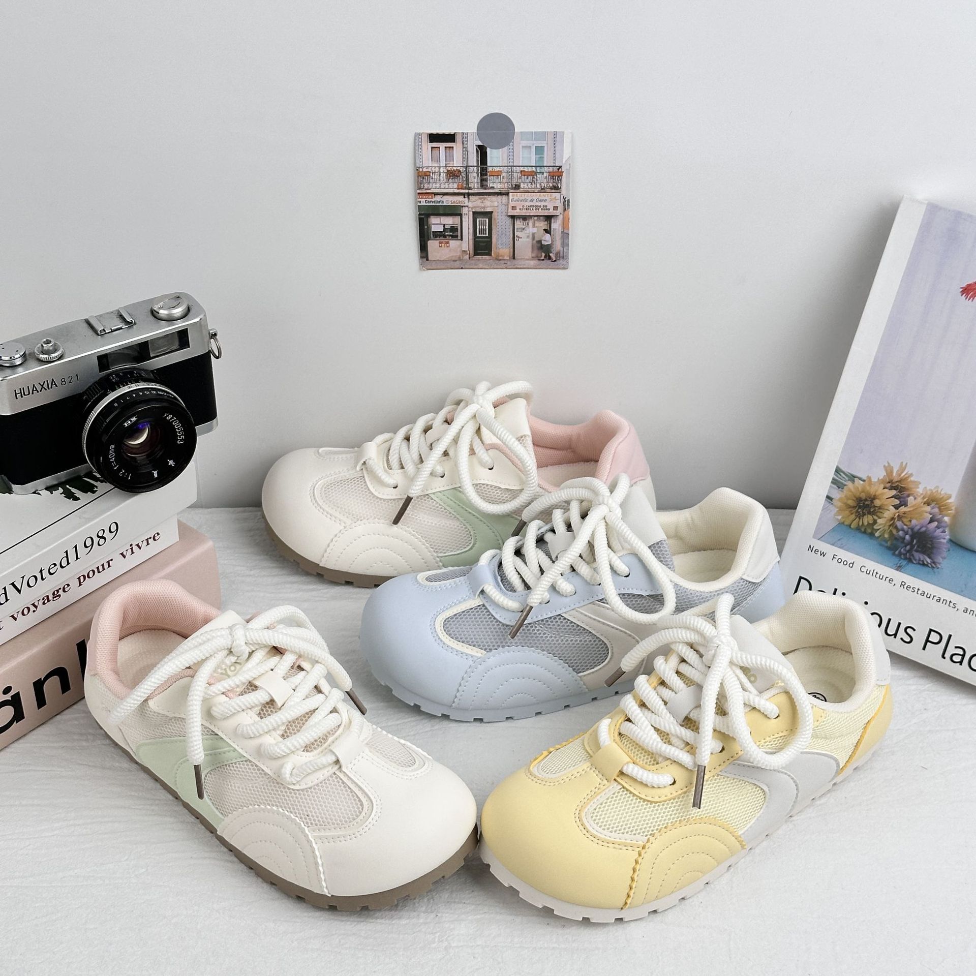 Zapatos de entrenamiento transpirables de malla de ondas distantes para mujeres 2025, nuevos zapatos blancos de nicho, zapatos de plancha plana, zapatos de cabello