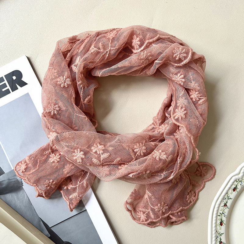 2025 bufandas de punto mujeres nuevas pequeñas delicadas industrias pesadas bordadas de encaje bordadas bufandas de seda larga bufandas al por mayor
