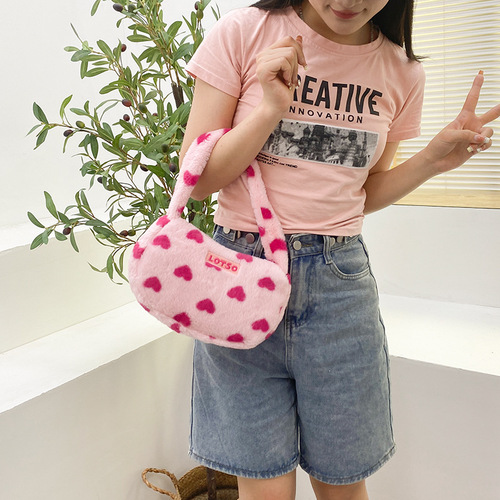 New Strawberry Bear Underarm Bag with Plush Love Heart Shoulder Bag Handbag Sweet and Cute Soft Girl Handbag Storage Bag