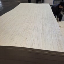 ���ϰ����A��3�����򮋿򱳰��z�ϰ���Ӱ�S��ֱ�Nľ���b��