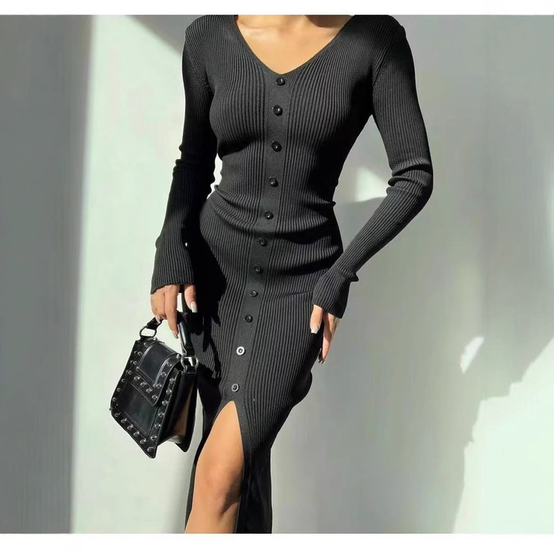European and American Style 202 Autumn and Winter New V-Neck Mid-Length Slim Fit Slit Dress with a Slimming Effect and Elegant Single Hip-Hugging Knit Design