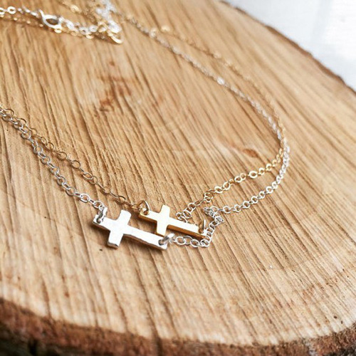 European and American Foreign Trade Jewelry Accessories Alloy Cross Necklace Women's Short Gold-Plated Clavicle Chain Neckerchief
