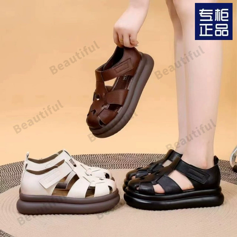 Женские ретро-сандалии Баотоу, лето 2025, новая модель, платформа, толстая подошва, римские сандалии, вырезы, дышащие, пляжная обувь, большой размер 40