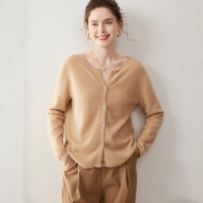 Light Luxury Cashmere! Round Neck Rolled Edge Cashmere Cardigan for Women Korean Style Loose Slimming Look Knitwear Versatile Top Light Luxury Cashmere! Round Neck Rolled Edge Cashmere Cardigan for Women Korean Style Loose Slimming Look Knitwear Versatile Top