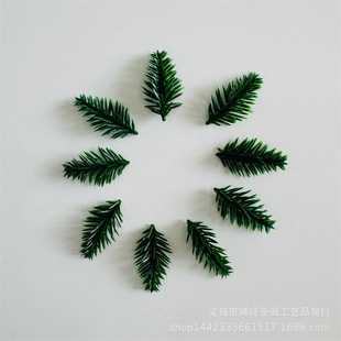 Christmas small pine needle 3cm single -sided pine needle Christmas craft micro -landscape glass bottle decoration PE Xiaosong accessories