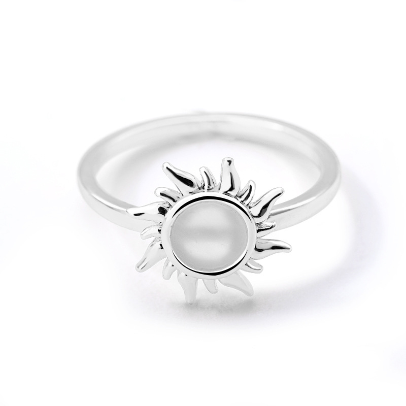 Nouvelle Bague Simple Fleur De Soleil display picture 7