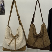 ë�q����Ů2025�ﶬ�¿�r�аٴ�μ�ˮͰ��������p��ëëб���