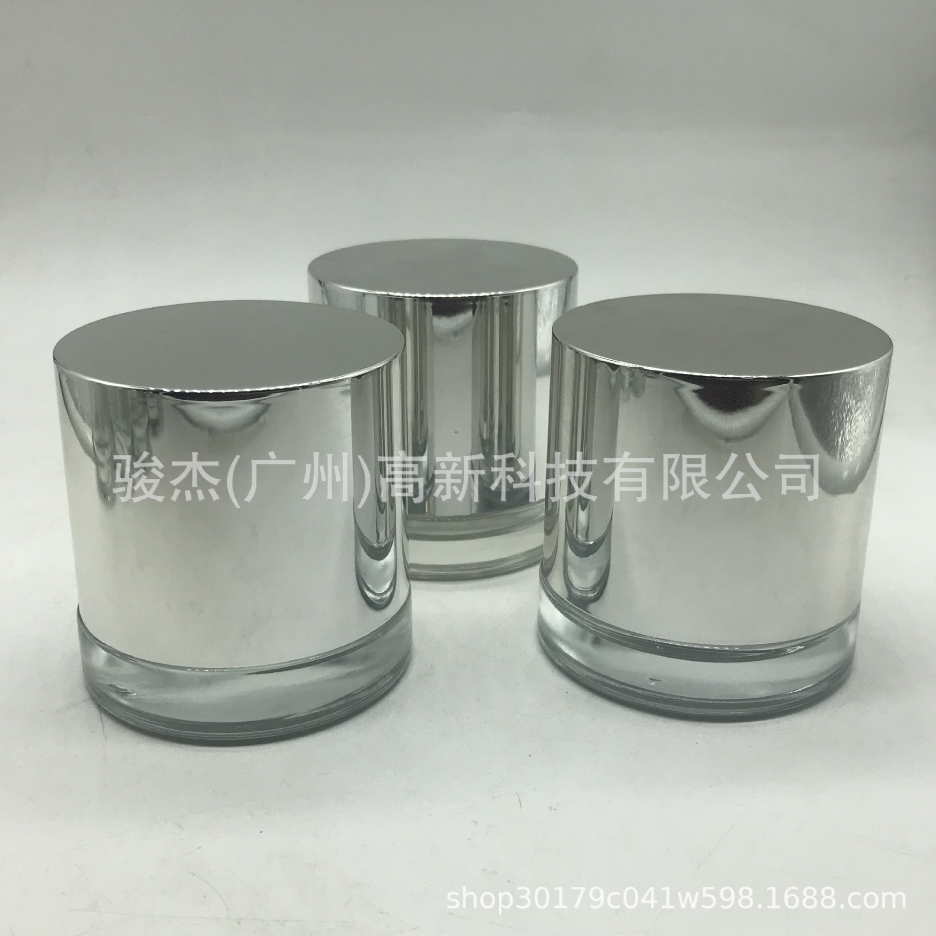 新品上市50ML直圆瓶旋转银盖子玻璃瓶喷色瓶化妆品瓶分装瓶子