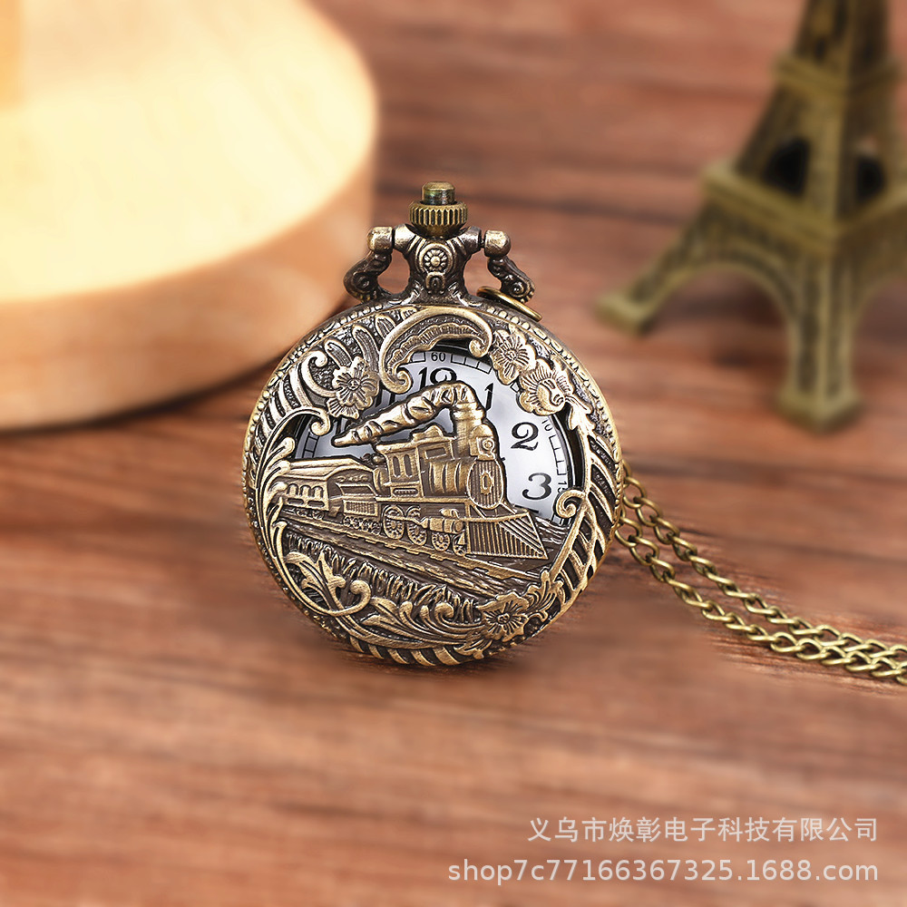 Wholesale large necklace hollow pocket watch cross-border for vintage pointer quartz watch in stock bronze locomotive pocket watch