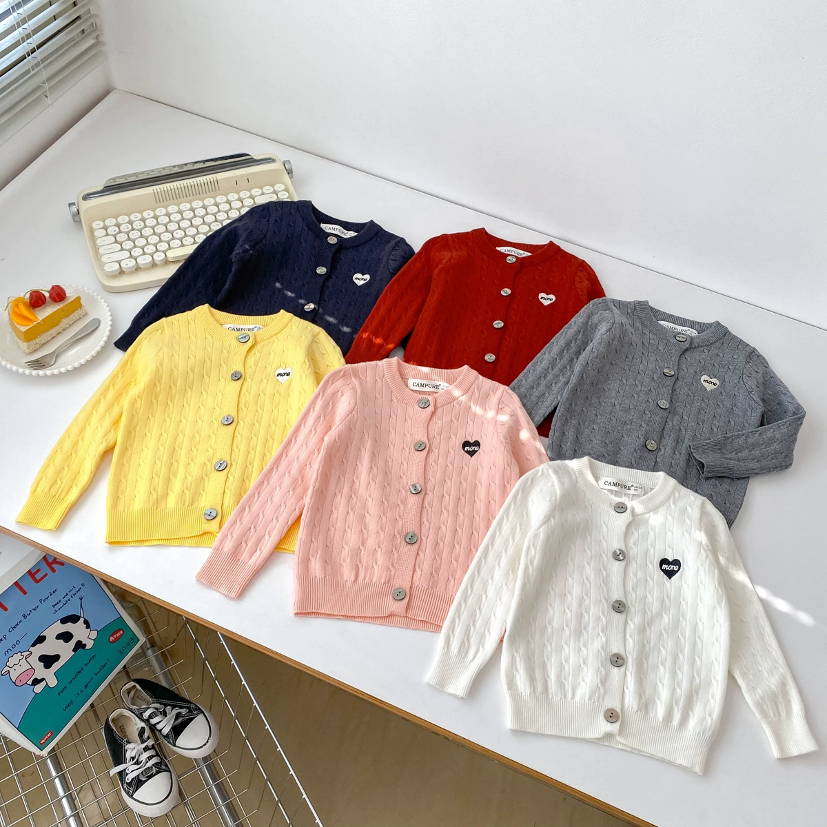 Детская одежда для маленьких и средних девочек