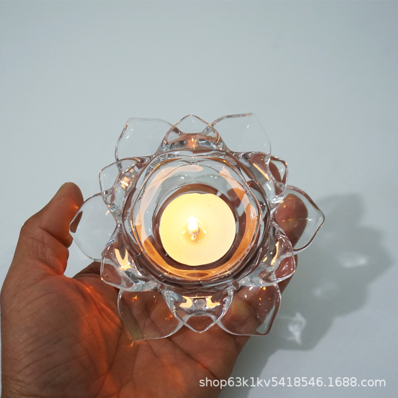 PRAYING CANDLESTICK 水晶莲花烛台(透明) main image 1