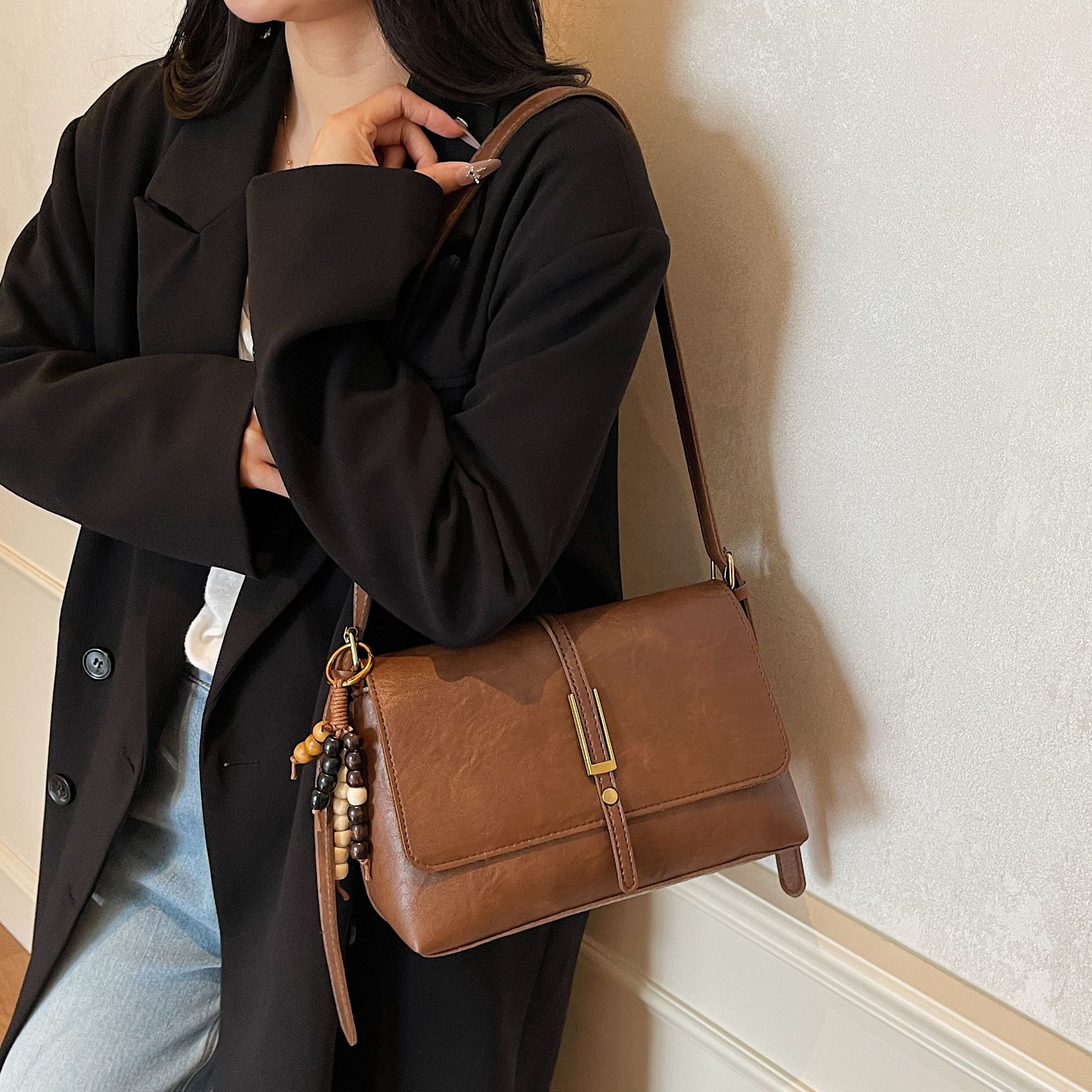 Bolso de viaje retro de trabajo de mujer de gran capacidad 2025 nuevo otoño ocio versátil bolso de hombro pequeño bolso cuadrado