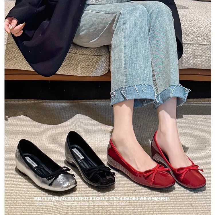 ¡No cansado! Invisible realce el pequeño hombre 2025 primavera y verano tacones altos boca baja Mary Jane zapatos individuales rojos mujer