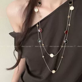 耳钉;耳环;耳夹