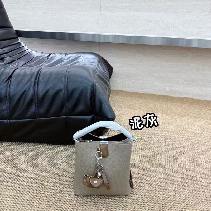 轻奢水桶包手提包高级感复古简约单肩上班通勤气质百搭双面斜挎包|undefined