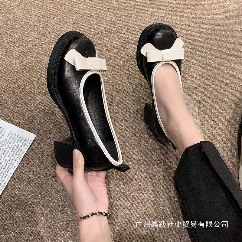 Plus Size Women's Shoes Wide Feet 41 to 43 Mary Jane Thick Heel High Heels Women's Spring & Fall Versatile Bow French Shoes 42