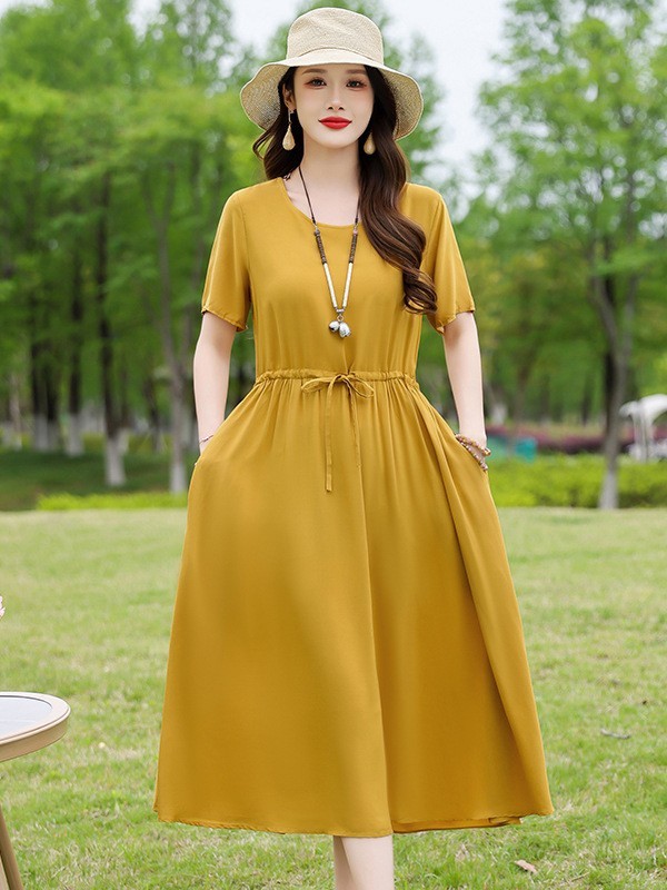 お母さんの端正な大気の夏服の新型の純色の綿のワンピースの中の長い高級な気質は腰を収めてやせているスカートを現します。|undefined