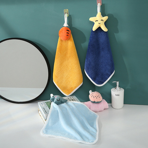 Children's hand towel, cute cartoon hanging towel, coral velvet small square towel, absorbs water and does not shed hair, kindergarten home cake box