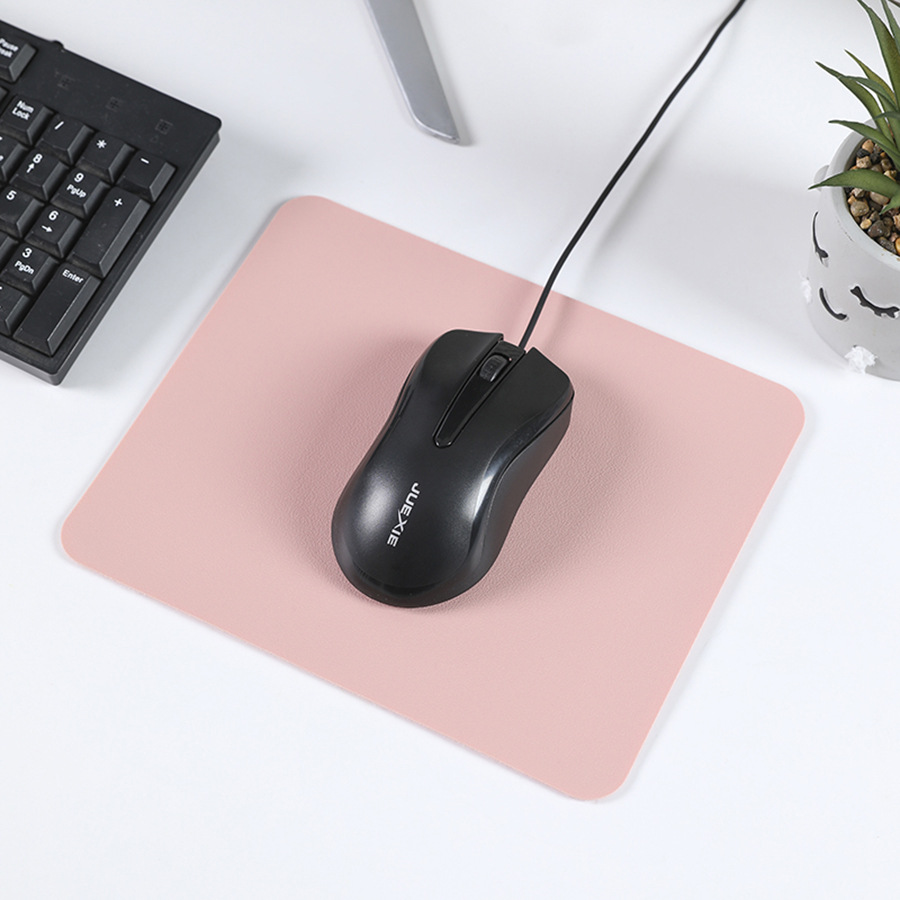 Tappetino da scrivania in pelle tinta unita, antiscivolo, termoisolante, per laptop, piccolo e semplice, con design transfrontaliero._voghion.com