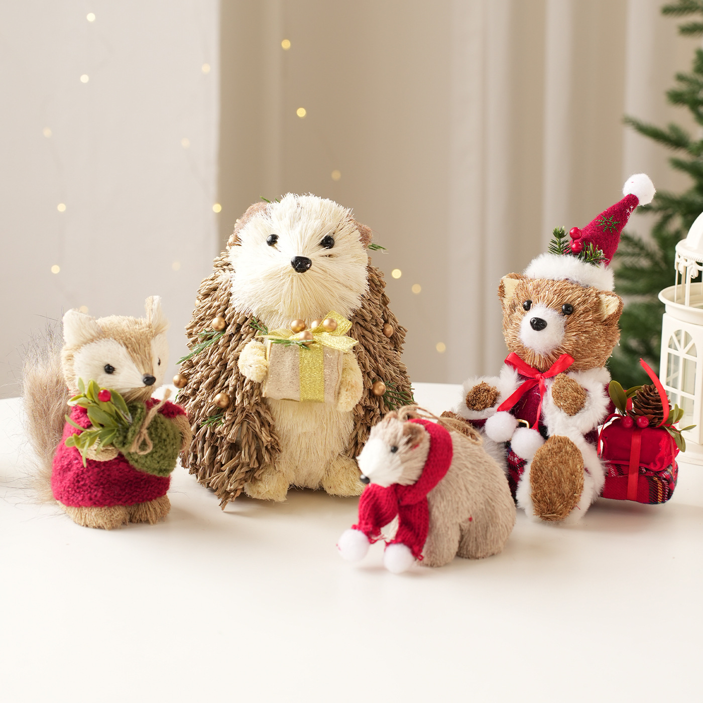 Decoración de escritorio de Navidad transfronteriza espuma de paja osos ardilla muñeca muñeca muñeca decoración de Navidad