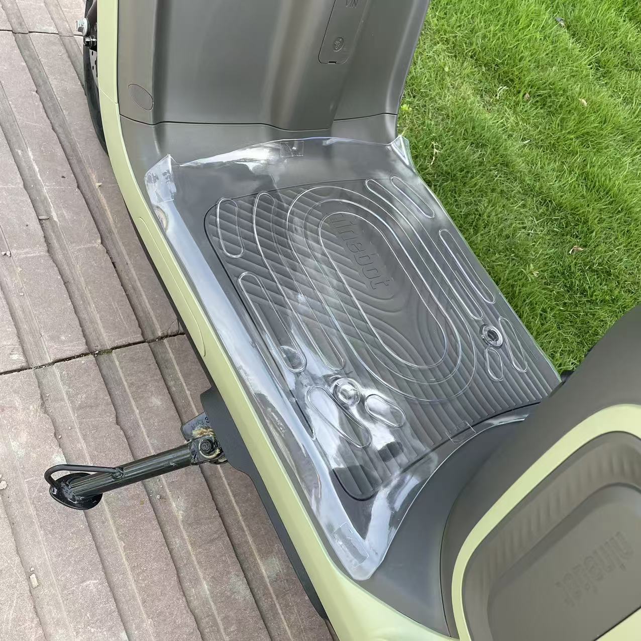 Suitable for Ninebot A260 Electric Scooter, Transparent Foot Pads, Thickened Original Edge-Bound Foot Pads, Waterproof, Wear-Resistant, Durable Footrests