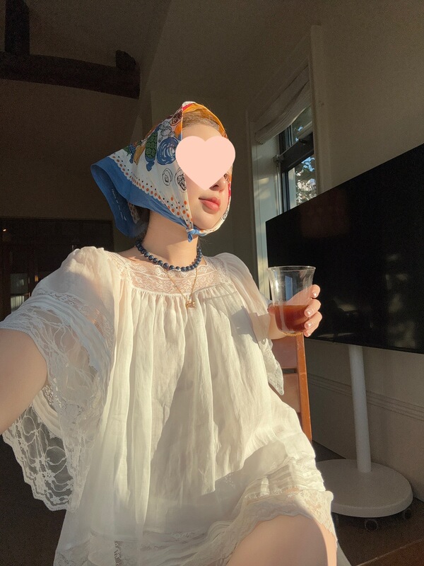 Zhou Meimei Antique Girl Full Ramie Lace Patchwork Square Neck Pleated A-line Mid-Sleeve Blouse