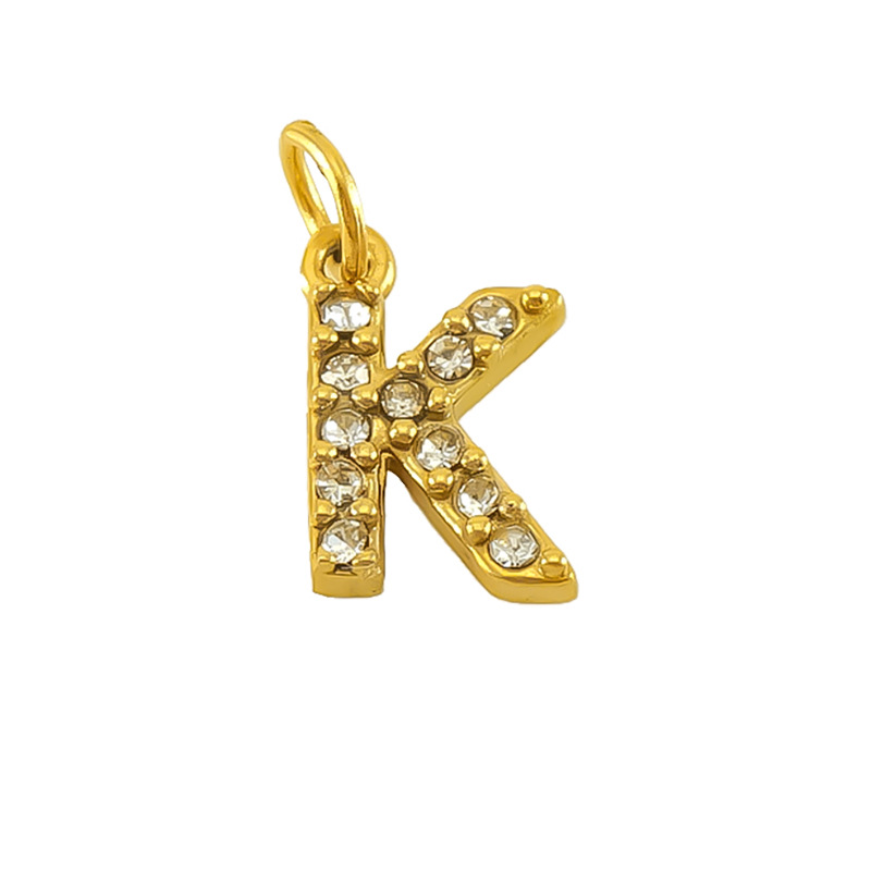 Nueva moda europea y americana de acero inoxidable con incrustaciones de diamantes 26 letras inglesas colgantes accesorios femeninos Advanced Advanced Mini letras joyas