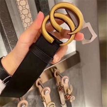 �����pG��Ůͬ���^��ţƤ�����͹��~��Ƥ���r��Ůʿѝ��