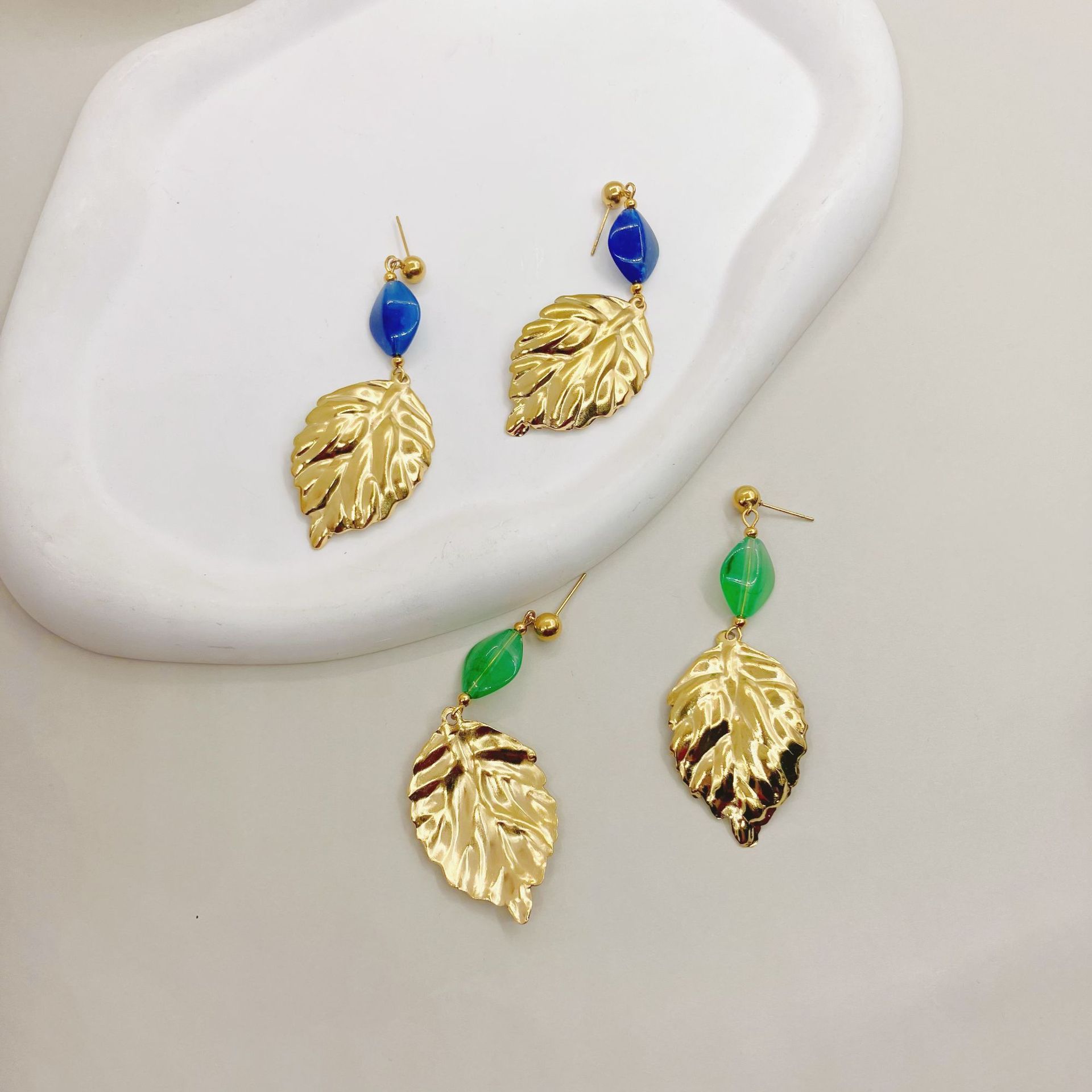 Retro Leaf Stainless Steel Inlay Agate Drop Earrings 1 Pair