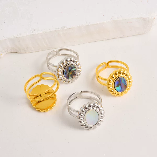 304 Stainless Steel Ring Retro European and American Accessible Luxury Geometric Round Natural Shell Ring 18K Gold-Plated Ring in Stock