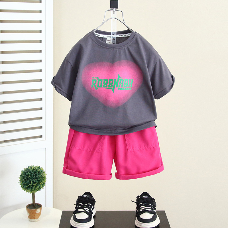 5529 Traje de verano para bebés Traje de dos piezas de manga corta de verano para niños 2025 Nuevo estilo de verano Estilo de media manga de calle frita