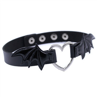 European and American punk style PU leather peach heart-shaped collar bat wings necklace devil collar choker necklace gd