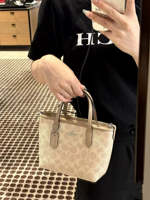 2024 Ole New Too Family MINI City Classic Lao Hua Tot Bags Plasma Shoulder Axillary Light Cross -женская сумка