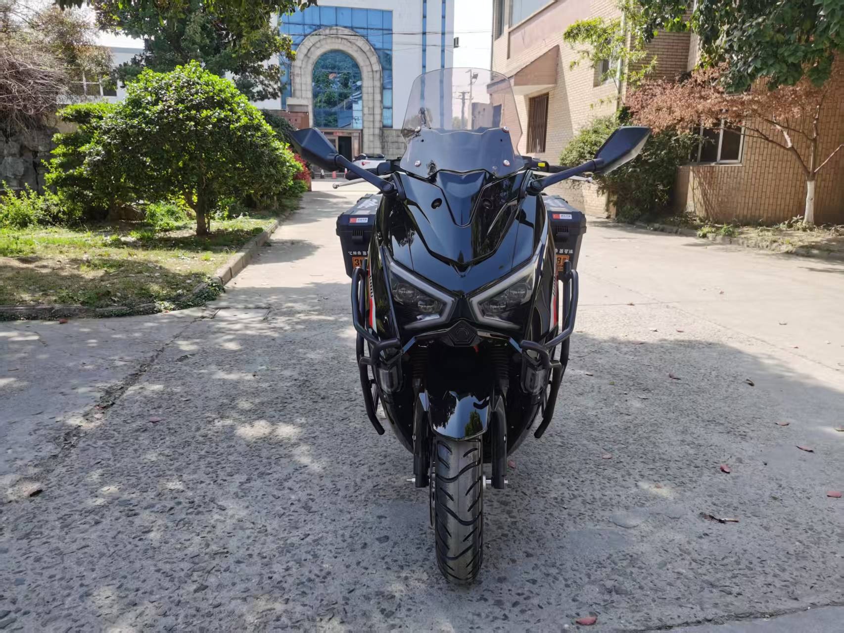 Cross-Border Hot-Selling Powerful Vehicle 4Th Generation Two-Wheeled Motorcycle for Adults to Commute and Commute Large Fuel-Saving Scooter Motorcycle