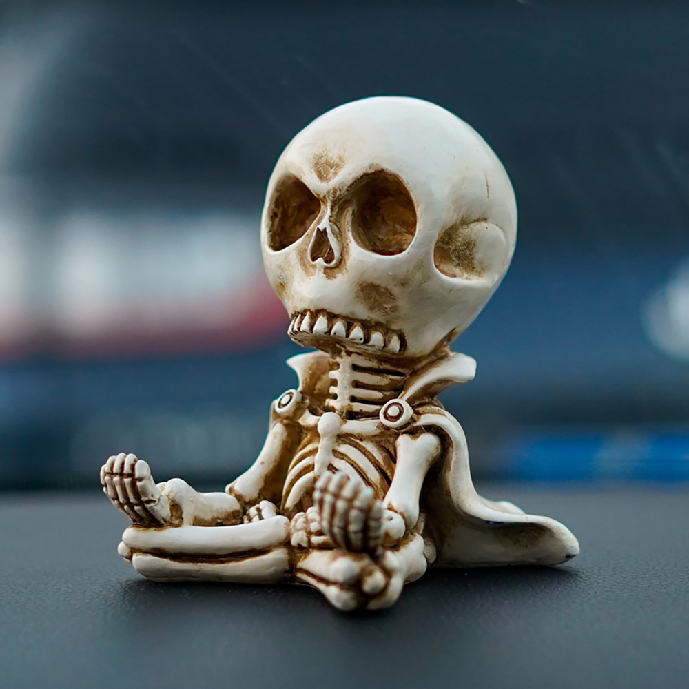 Cross-border new product meditation small skeleton personalized desktop ornament car decoration resin figurine Halloween decoration