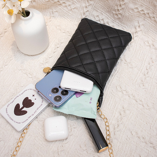 Trendy Fashion  New Phone Bag Simple Commute Crossbody Bag Chain Herringbone Bag for Women Lightweight Luxury