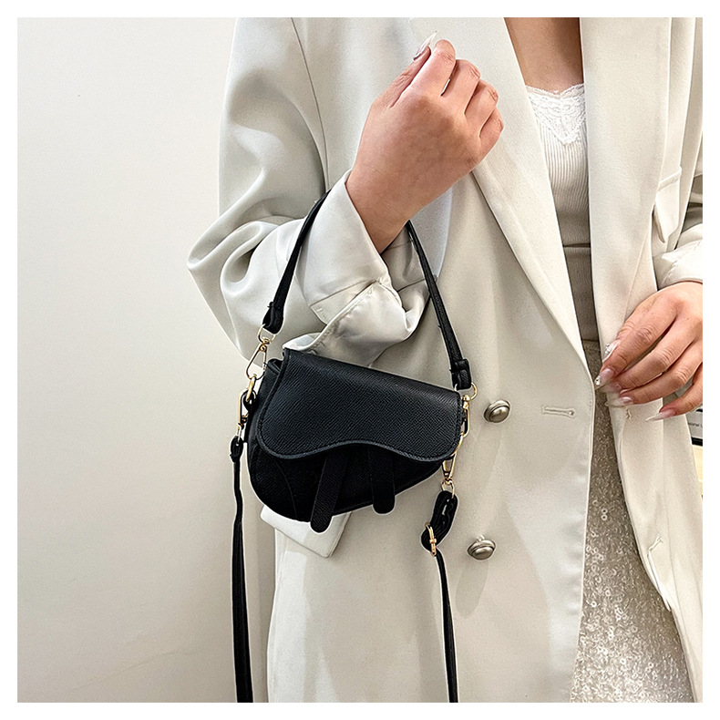 Kleines Nischendesign für Frauen 2024 neuer Sommer minimalistischer Crossbody, einzelne Schulter, Unterarmtasche, modische Textur_voghion.com