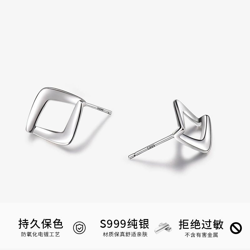 乾佳 Small design earrings, silver 999 sample, simple and elegant design