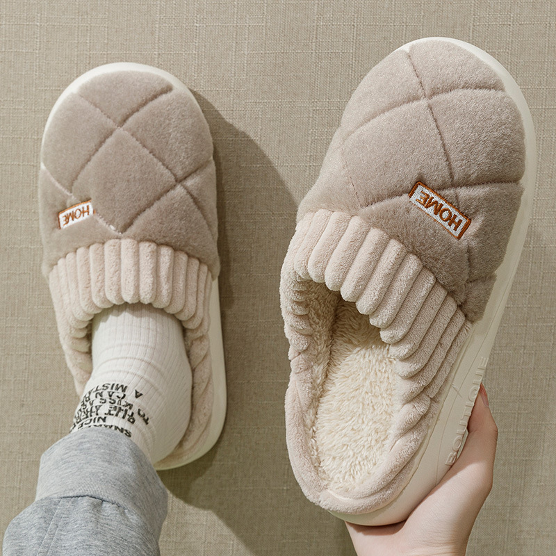 Zapatillas de algodón caliente de invierno de base gruesa para parejas antideslizantes para hombres dormitorios se pueden usar zapatos caseros de peluche