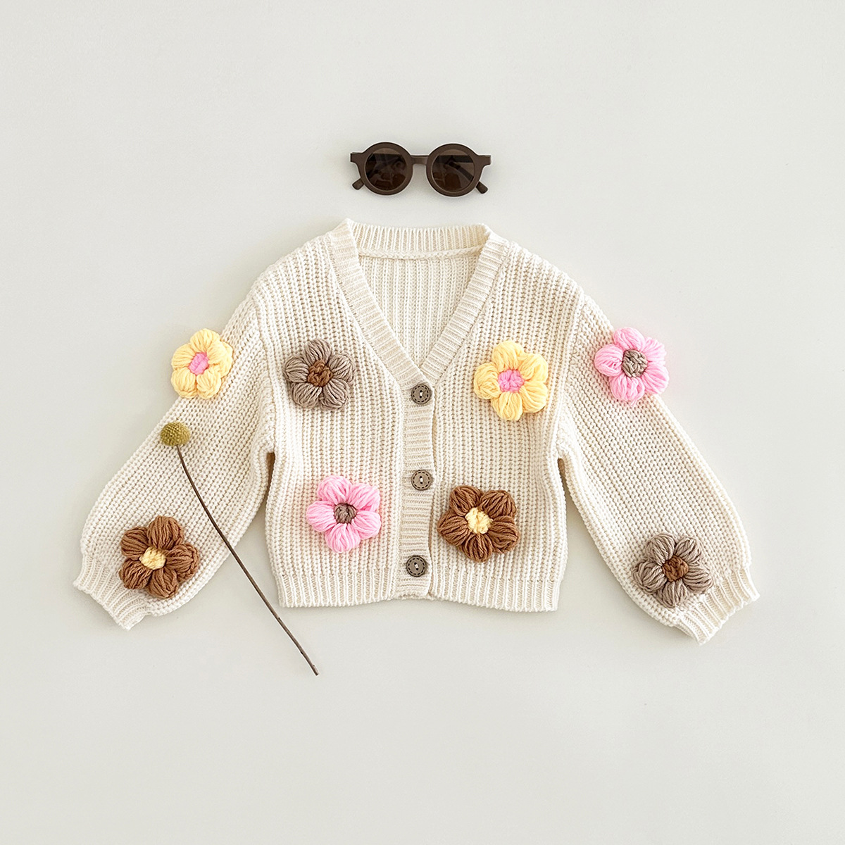 Suéter para bebés coreanos flores suaves, camisas de punto para bebés femeninos, abrigos de abrigo de abrigo de abrigo de abrigo transfronterizo