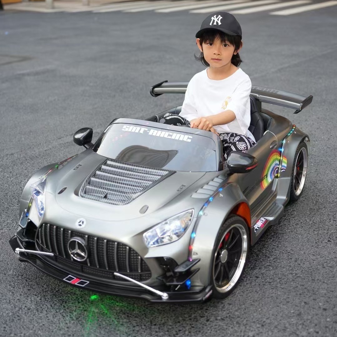Bolalar uchun haqiqiy Mercedes-Benz elektr o'yinchoq avtomobili, kattalar, o'g'il bolalar va qiz bolalar uchun mos, poyga avtomobili, drift avtomobili, masofadan boshqarish pulti.