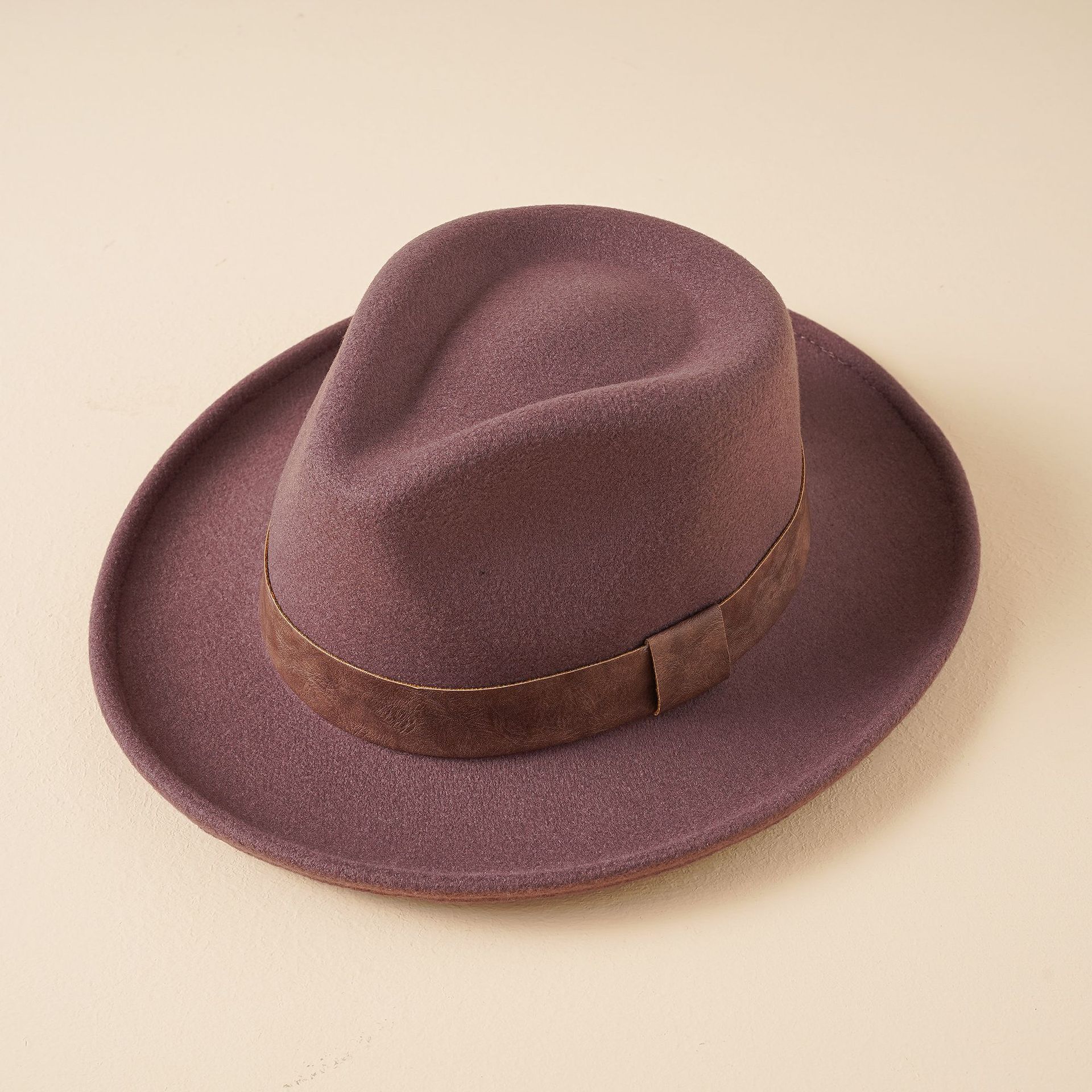 Otoño e Invierno Dragón y Fénix sombrero hombres y mujeres de estilo coreano playa retro negro sombrero de lana sombrero superior de los hombres sombrero británico
